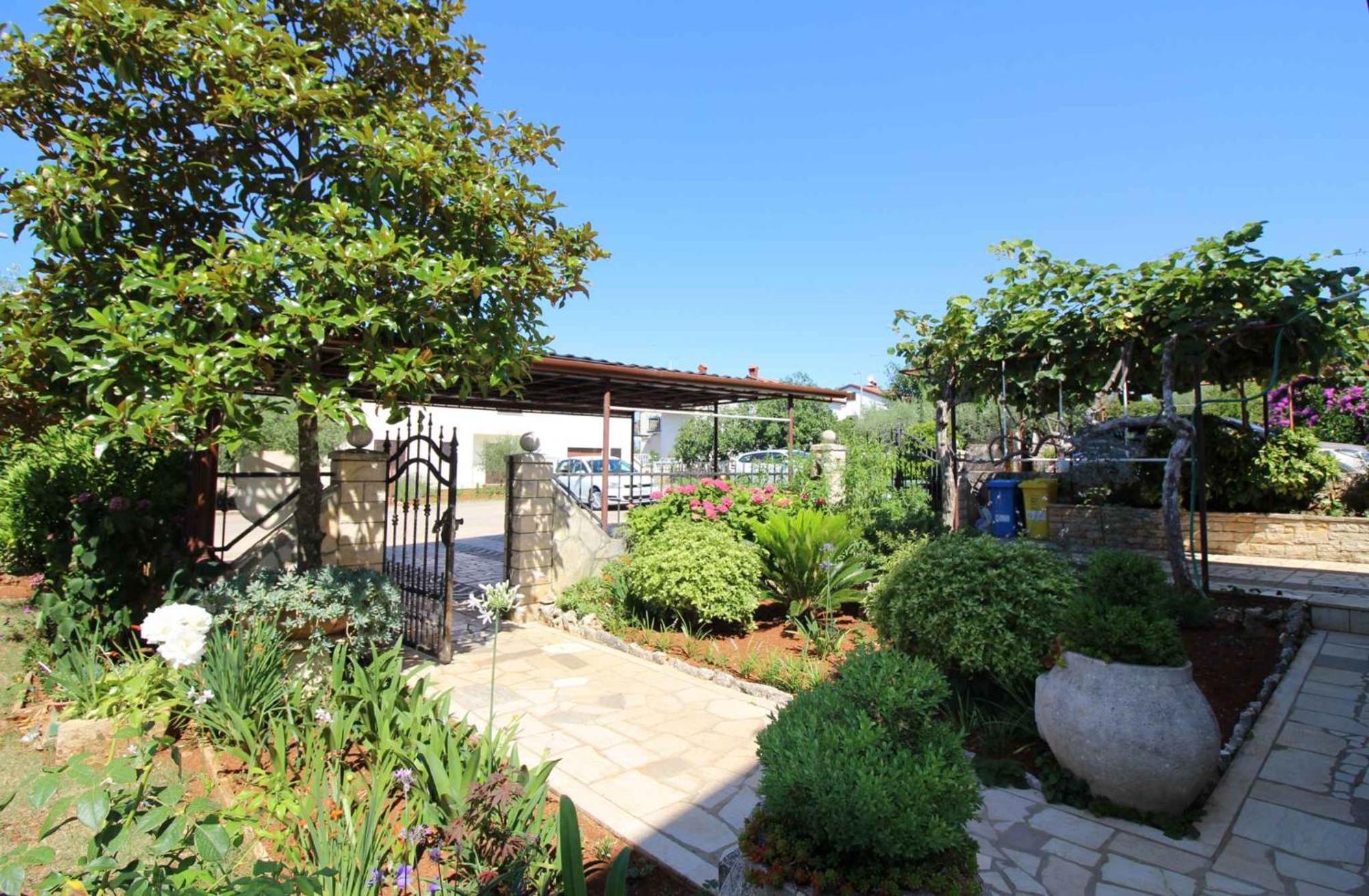 Apartments In Porec/Istrien 9923 Bagian luar foto